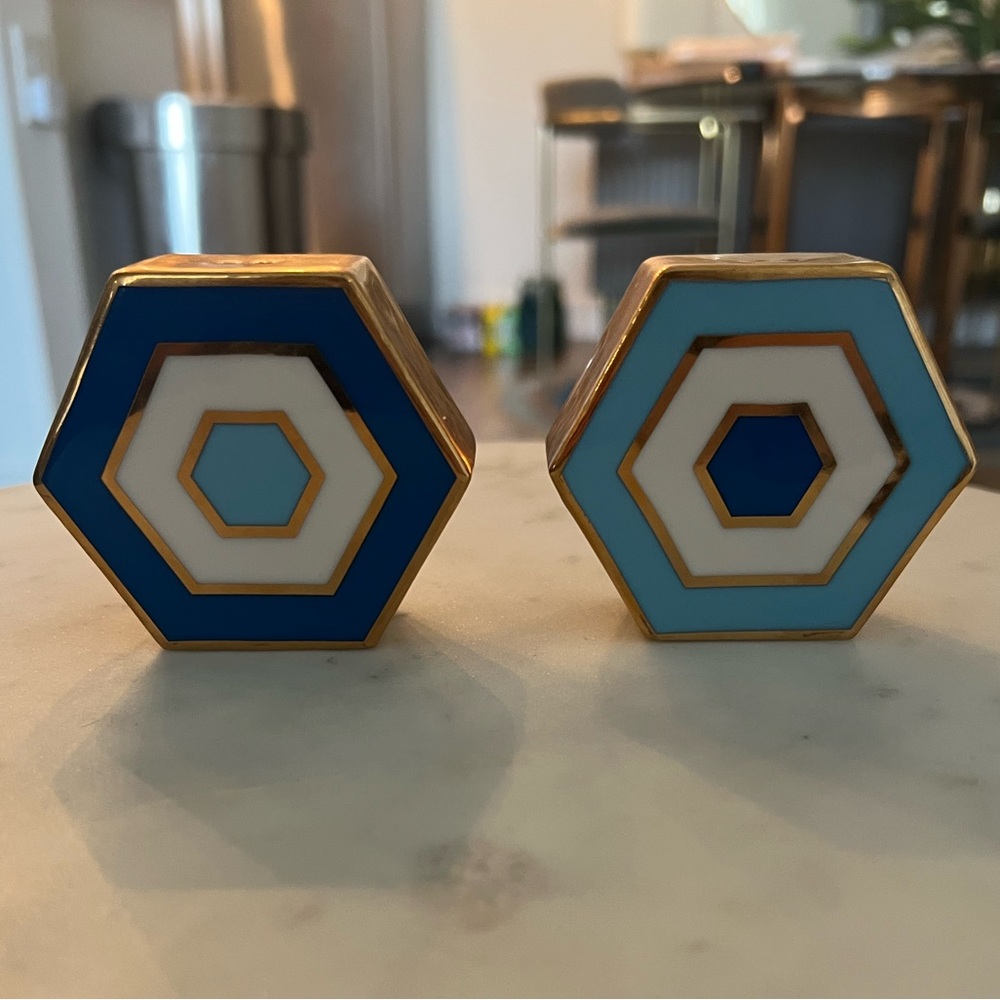 Jonathan Adler Newport Salt and Pepper Shakers Blue and Gold Decorative Accents